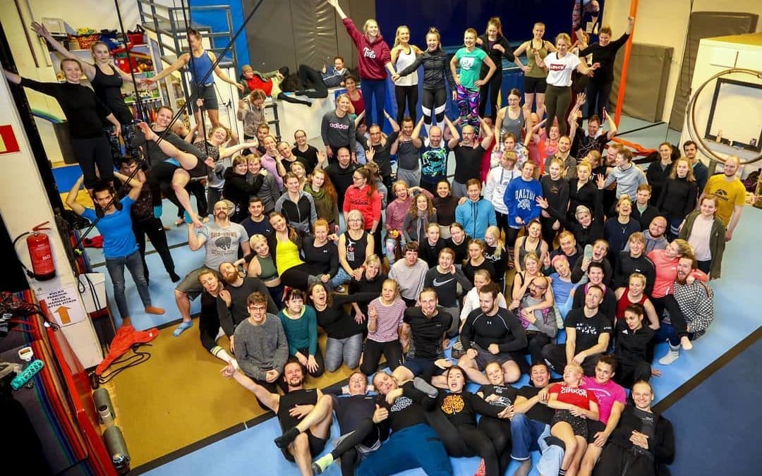 Pääkaupunkiseudulla Parkour Akatemia ja Sirkuskoulu rekrytoi!